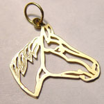 Open quarter horse head pendant.