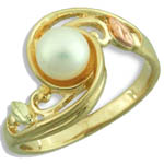 Landstrom's Black Hills Gold pearl ring