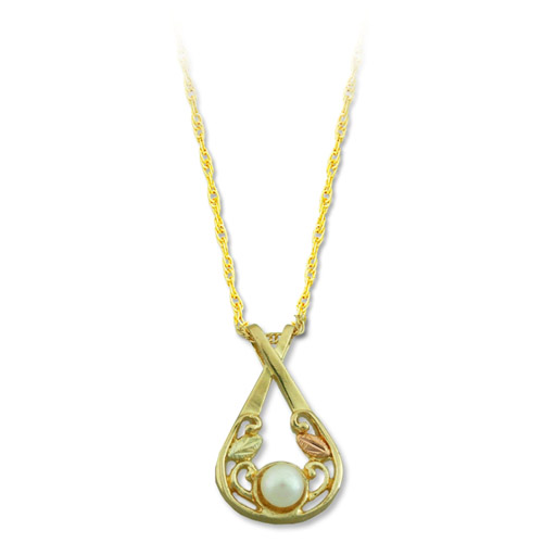 Landstrom's Black Hills Gold grape and leaf pearl necklace