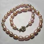 Baroque pink pearl strand