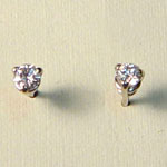 14 kt. w.g.0.20ct.t.w. diamond stud earrings