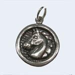 Sterling Silver horsehead inside round frame pendant