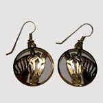 14 kt.y.g. plated horsehead with blaze inside circle earrings