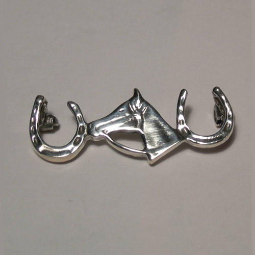 Sterling Silver horse head between horseshoes brooch