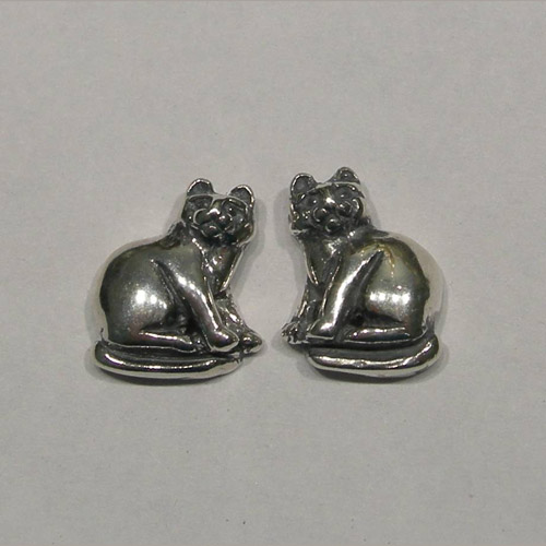 Sterling Silver sitting cat post earrings