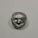 Top of Heart and flower filigree ring