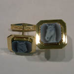 14 karat yellow gold Agate Cameo cuff links