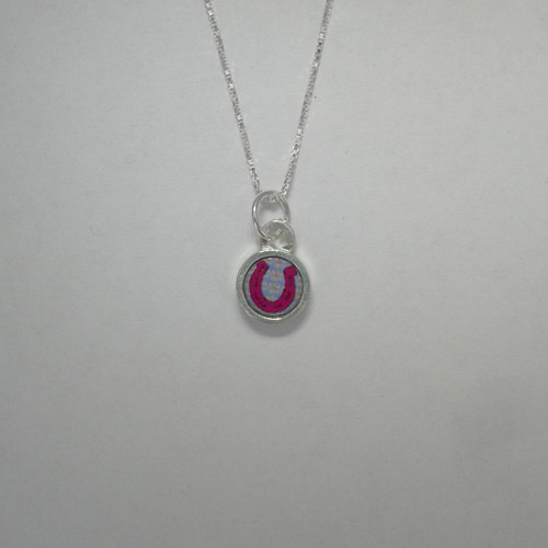 opposite side of mini circle horseshoe necklace